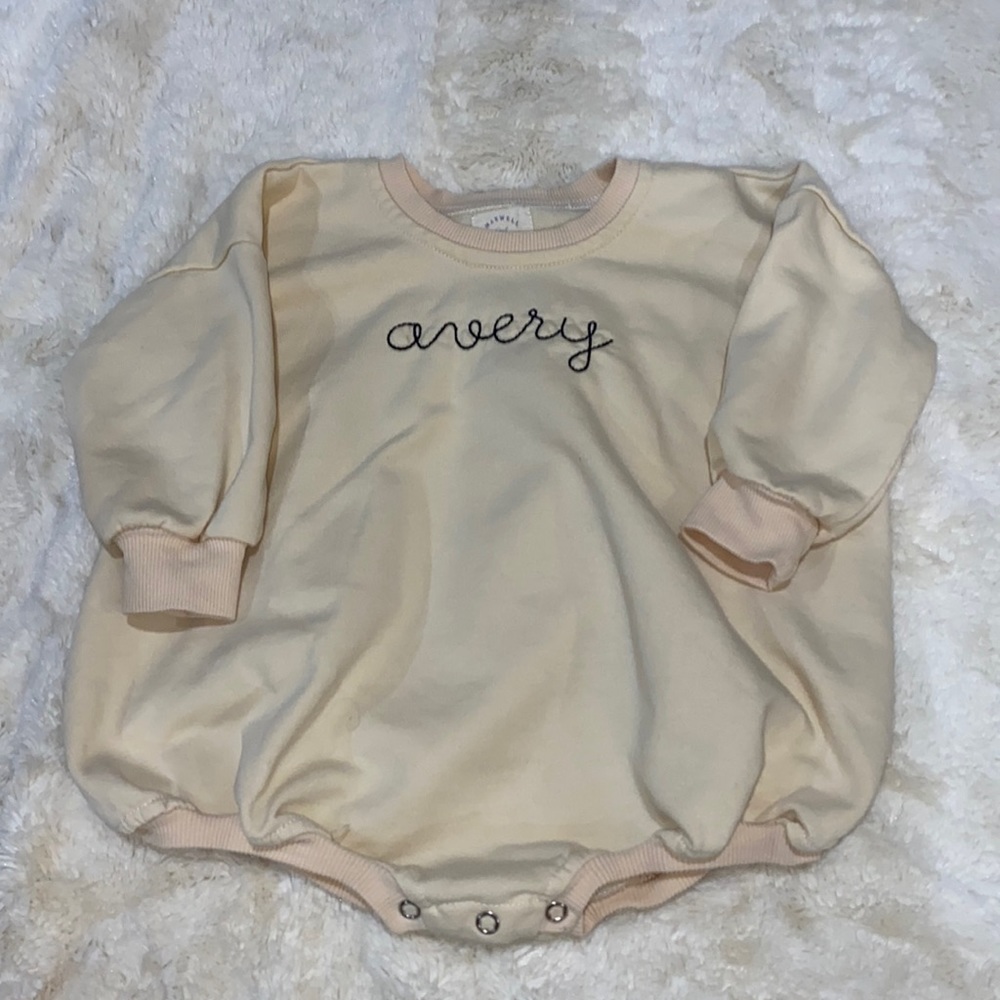 Maxwell monogram bubble sweatshirt- cream